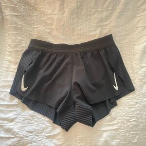 Brand new Nike aero-Swift shorts